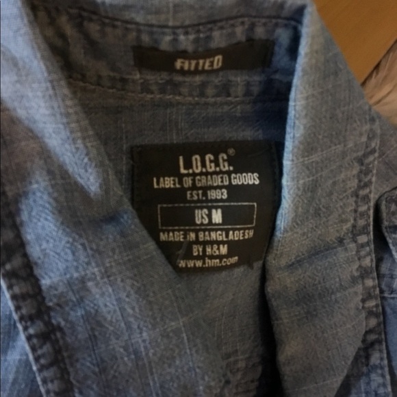 H & M L.O.G.G. Med fitted button down lightweight blue - Picture 4 of 16